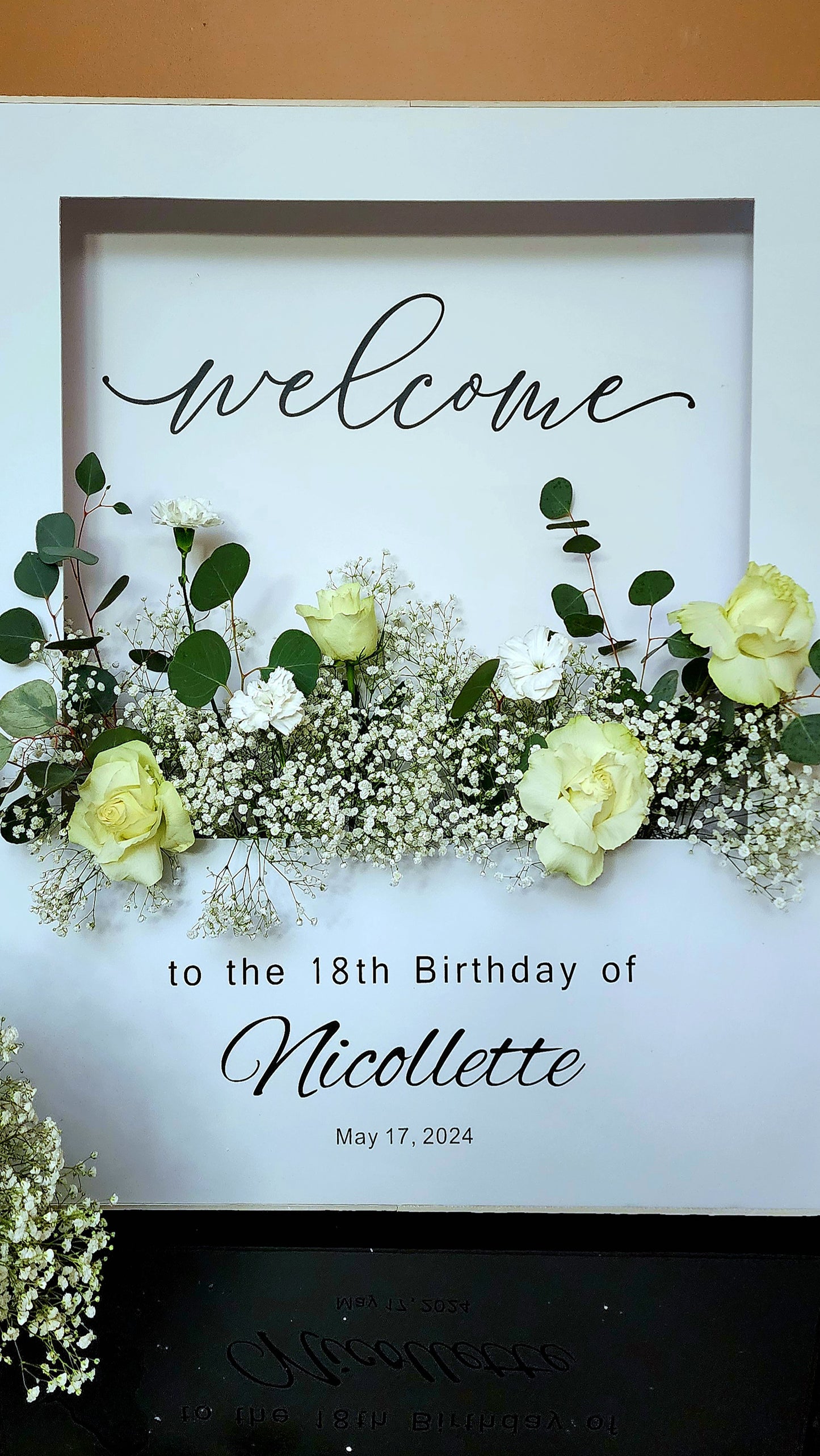 Welcome Sign with White Interior Background